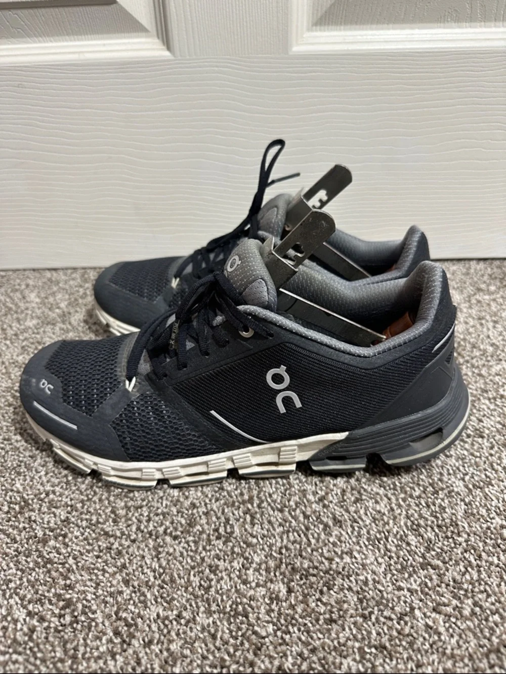 On Running Cloudrunner Athletic Shoes - Black/Gray women’s 9.5